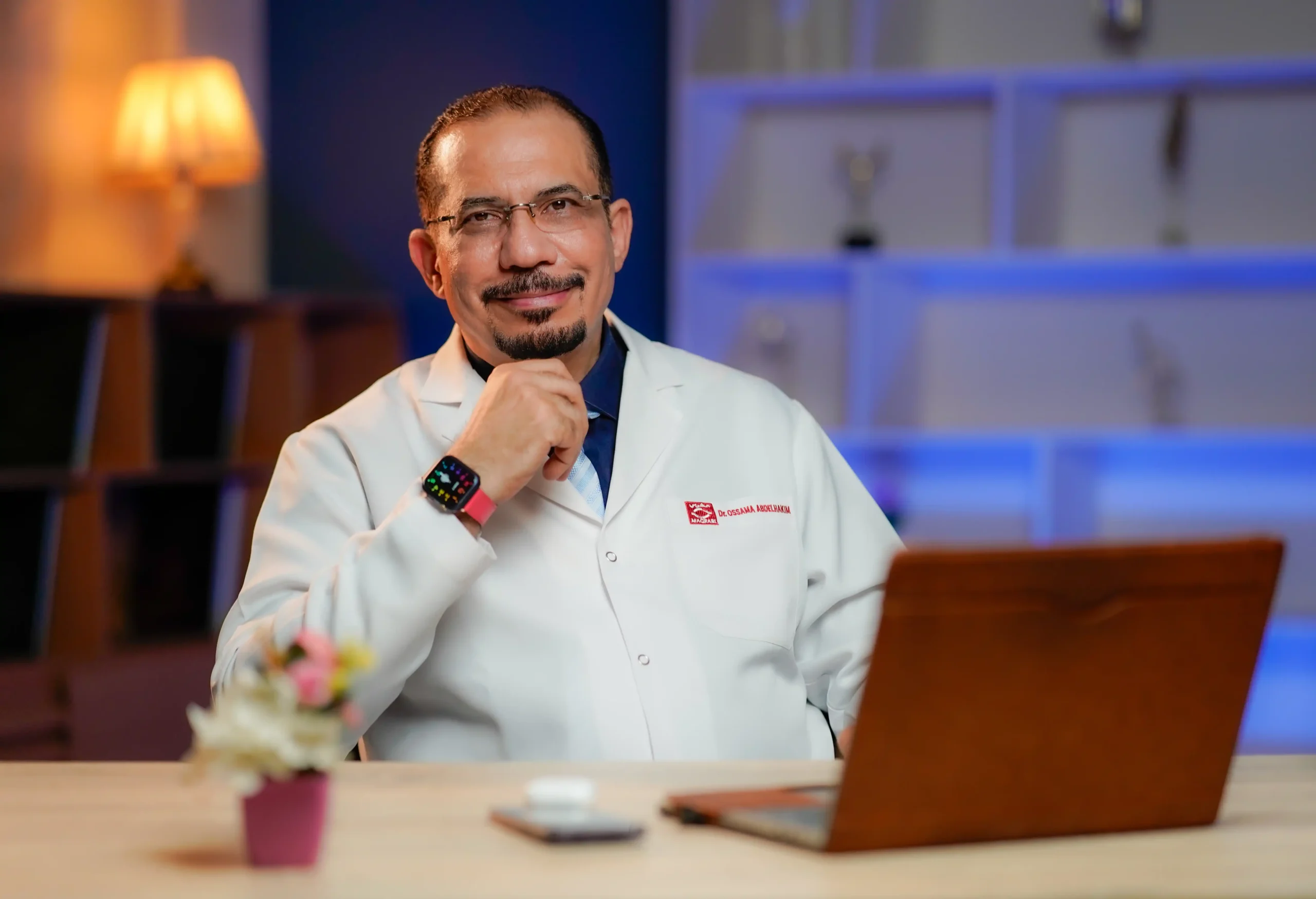 علاج الحول الخارجي مع دكتور أسامة عبد الحكيم
